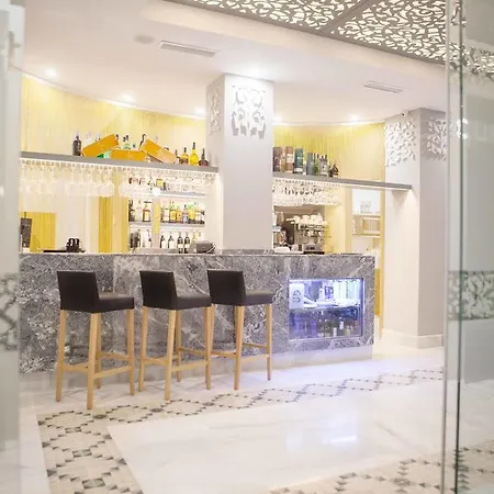 Soho Boutique Capuchinos & 4* Córdoba